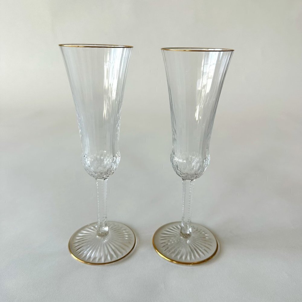 St. Louis Apollo Set of 2 Gold Rimmed Etched Crystal Champagne Flutes Glasses